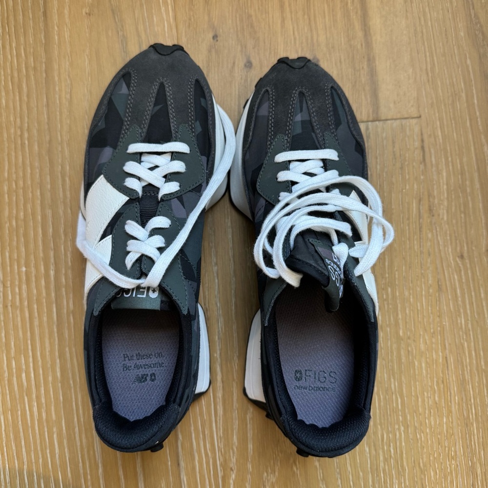 New Balance 327 Sneakers Athletic Casual